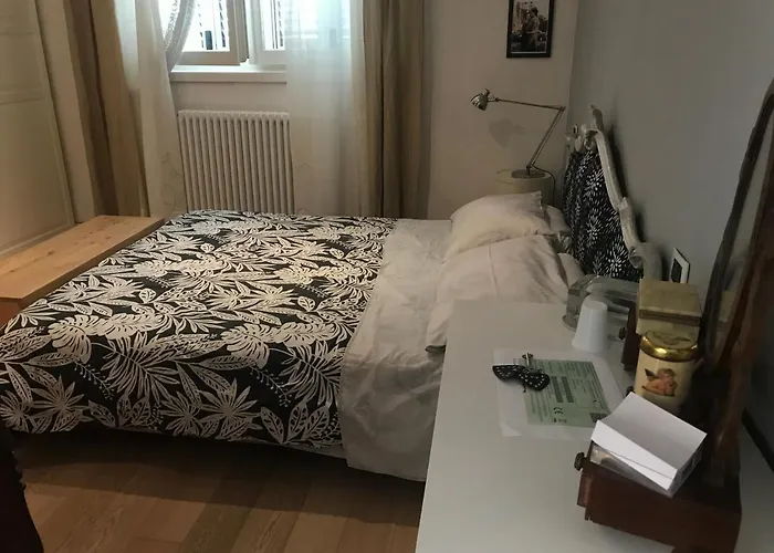 홈스테이 Con Bagno Privato E Parcheggio *