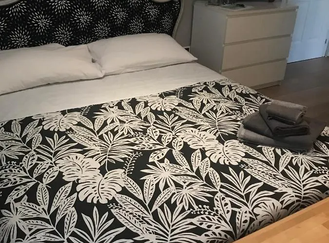 Con Bagno Privato E Parcheggio